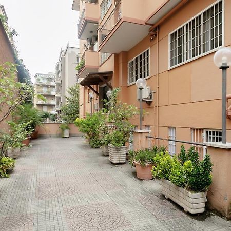 Casa Angelina Con 3 Camere Da Letto Roma Eksteriør bilde
