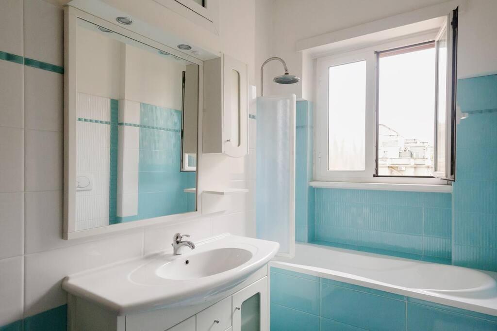 Casa Angelina Con 3 Camere Da Letto Roma Eksteriør bilde