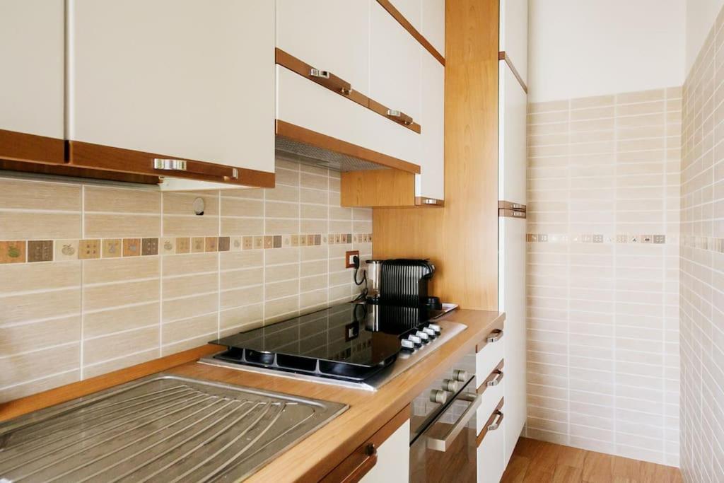 Casa Angelina Con 3 Camere Da Letto Roma Eksteriør bilde
