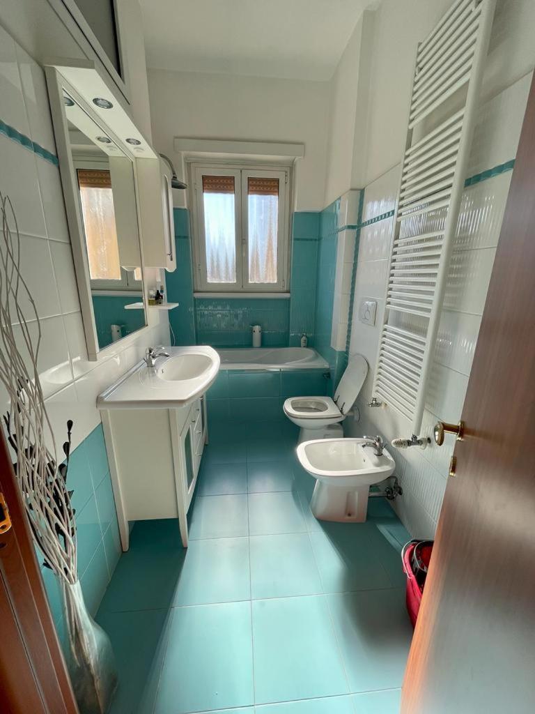 Casa Angelina Con 3 Camere Da Letto Roma Eksteriør bilde
