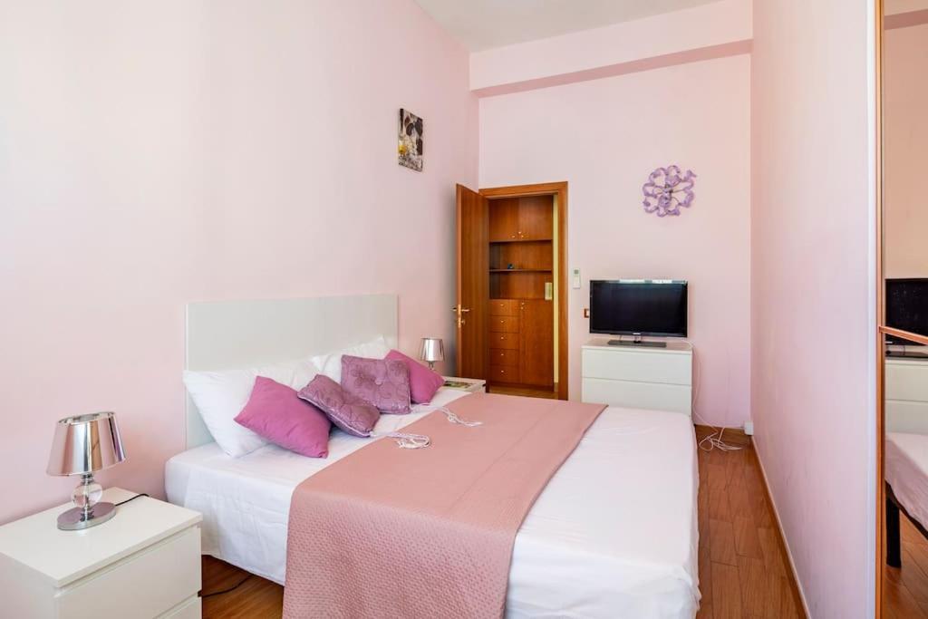 Casa Angelina Con 3 Camere Da Letto Roma Eksteriør bilde