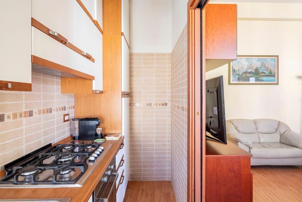 Casa Angelina Con 3 Camere Da Letto Roma Eksteriør bilde